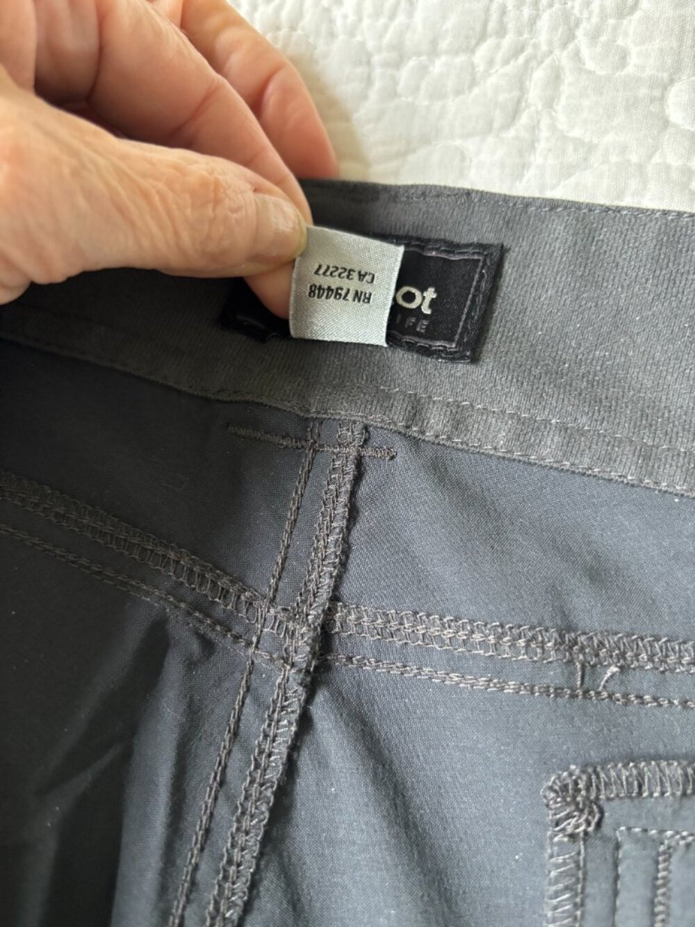 Marmot zip off hiking pants - Picture 6 of 9